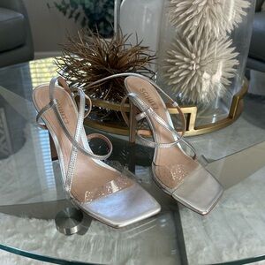 Schutz Aisha Cristal Prata Heels – Silver Glitter | Size 38, 2025 trending